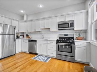 330 Shirley St #303, Winthrop, MA 02152