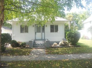111 N Line St, South Whitley, IN