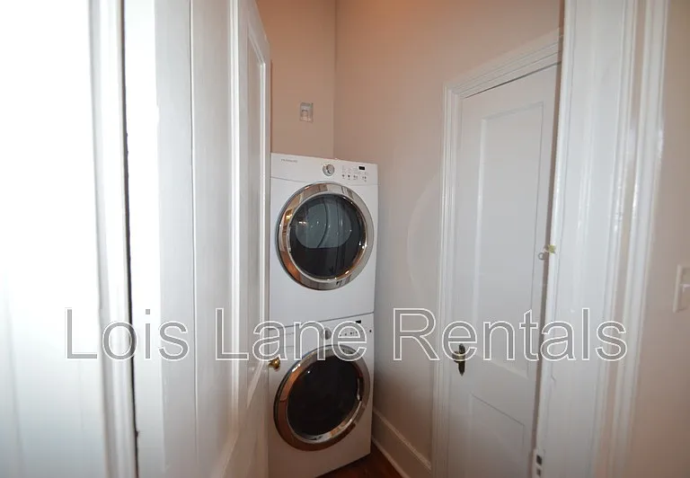 35 Montagu St #B — Photo 27