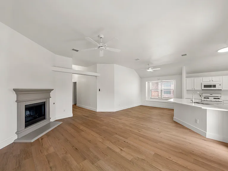 3004 Sweetleaf Dr — Photo 7