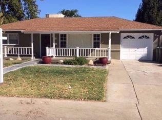 228 Maple Ave, Ripon, CA 95366