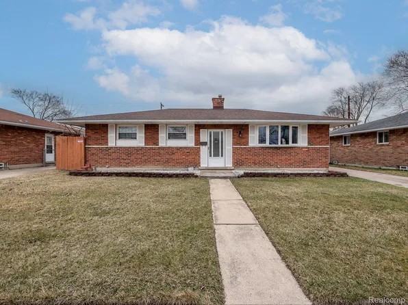 162 Ross Dr, Monroe, MI 48162