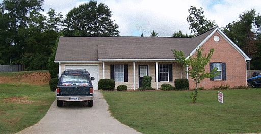 1st image of 13 Canterbury Dr