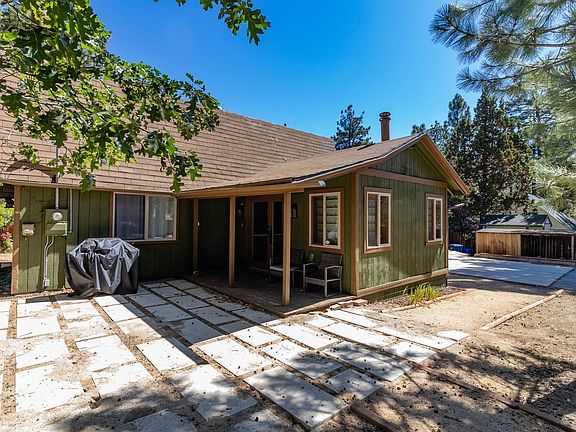 2nd image of 561 Los Angeles Ave