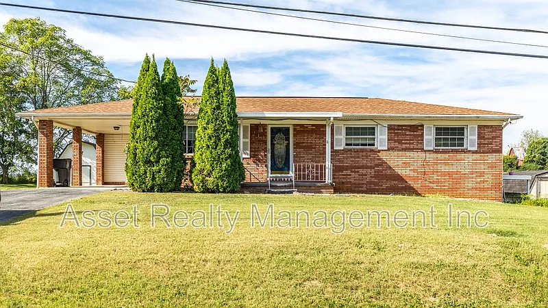 218 Britton Dr