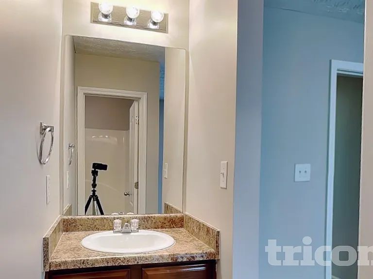 1047 Wedgewood Ct — Photo 14