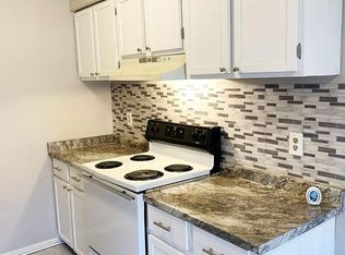 7445 Fenner St, Norfolk, VA 23505