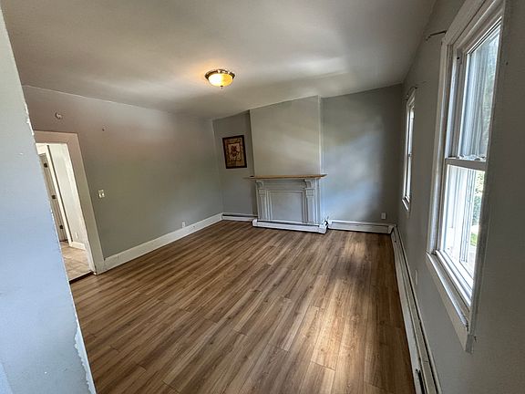 5th image of 10 Chestnut St Floor 2