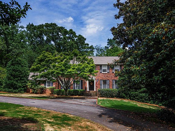 3rd image of 3525 Bermuda Dr