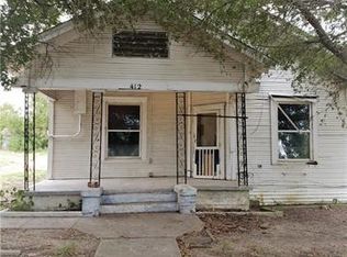 412 S Garitty St, Frost, TX 76641