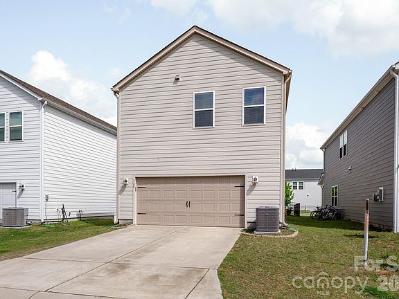 3rd image of 525 Windage Way