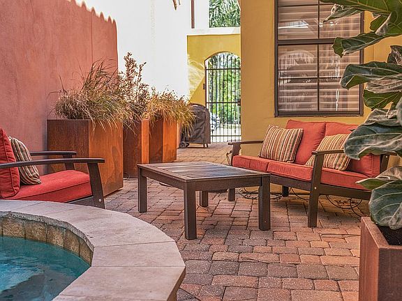 5th image of 8861 La Terrazza Pl