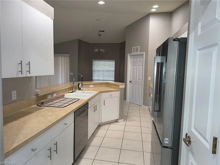 19949 Lake Vista Cir #16C — Photo 10