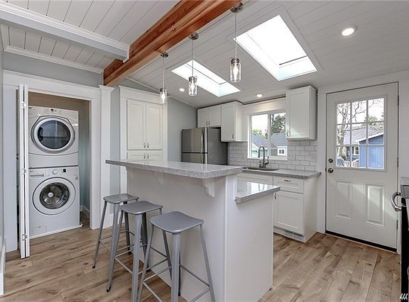 5th image of 4415 N 26th St