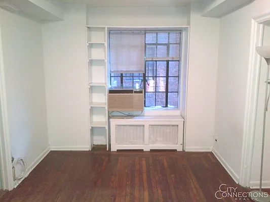 Rented by City Connections Realty | media 7