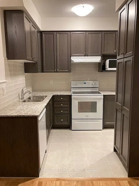 2 bed, $2,700 — Photo 2