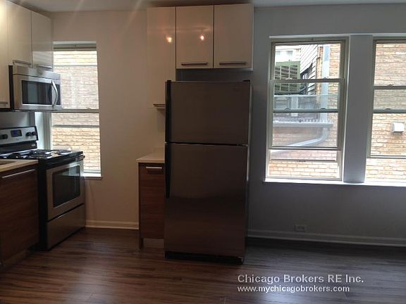 5th image of 925 W Carmen Ave Ste 1