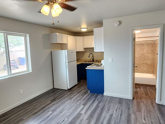 3rd image of 208 W Hamilton Ave #1