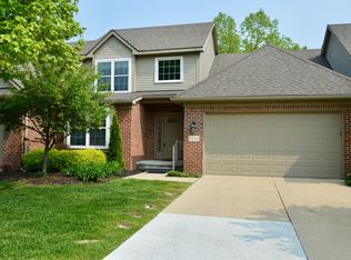 1212 Wind Chime Dr, Waterford, MI 48327