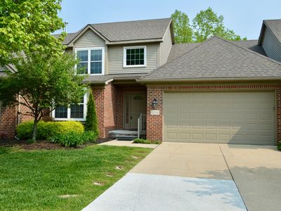 1212 Wind Chime Dr, Waterford, MI, 48327