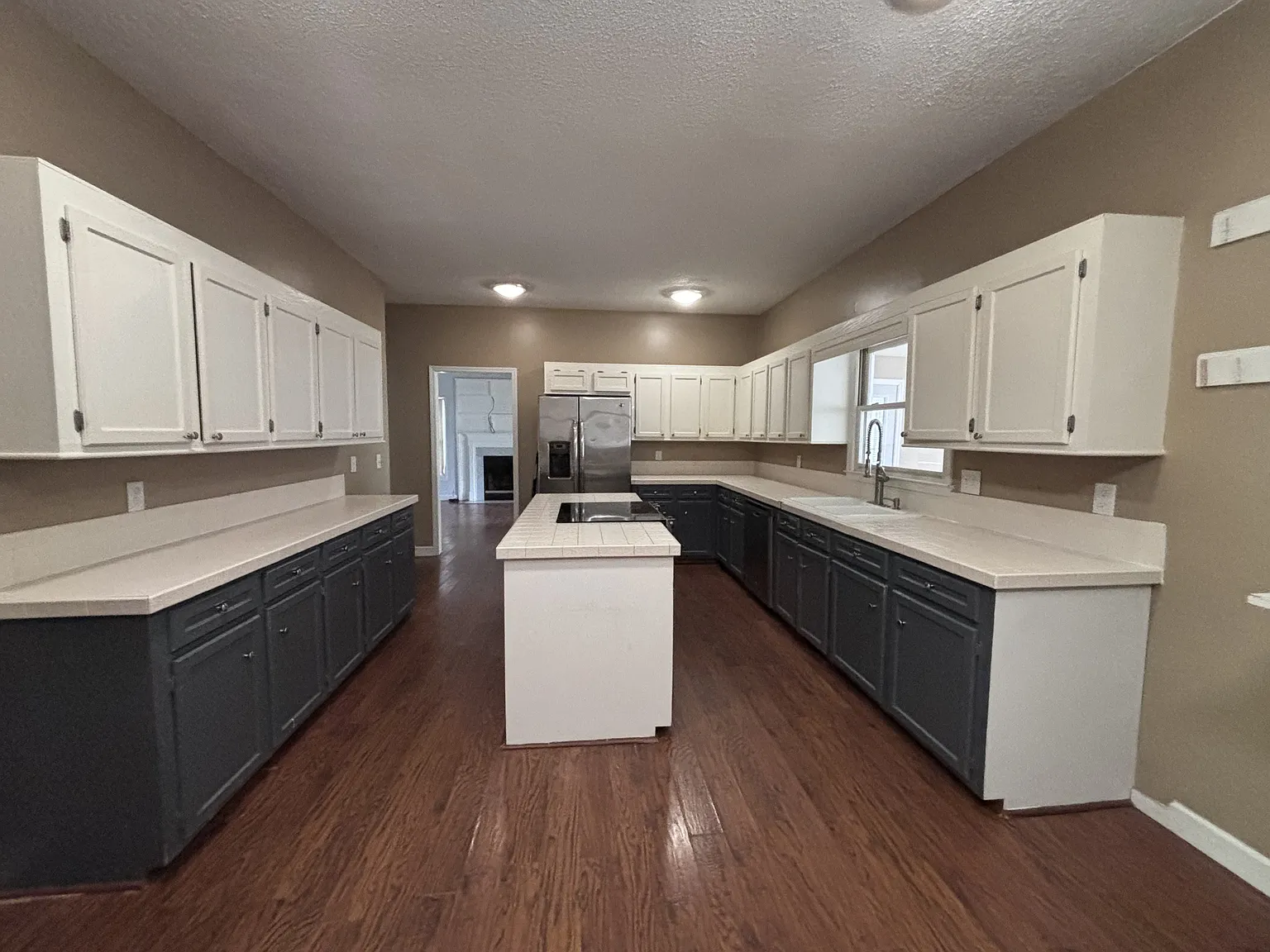 1046 Trotters Boulevard - 1 — Photo 3