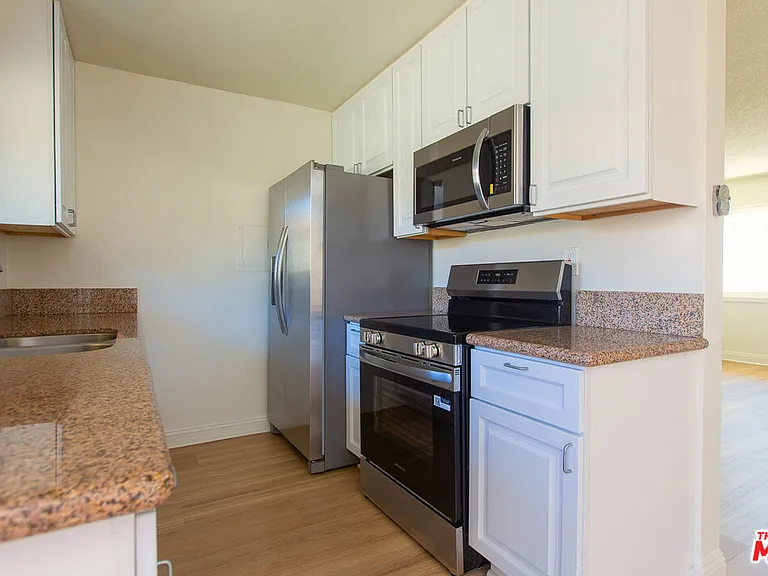2320 Clark Ln #2 — Photo 9