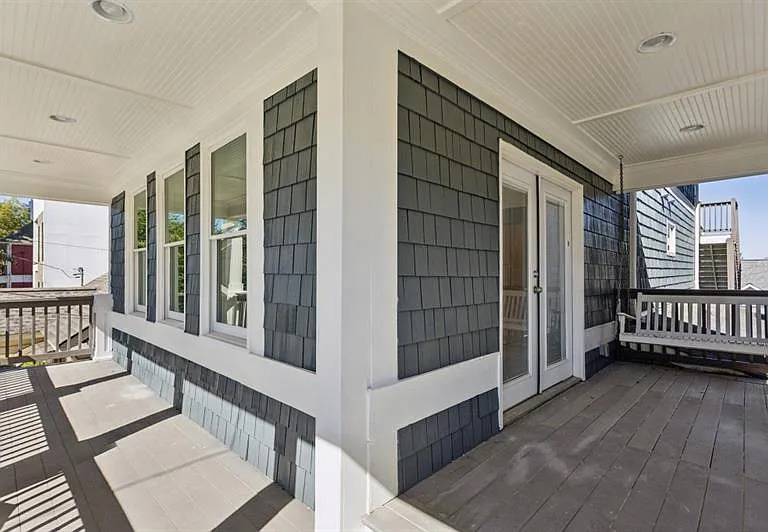 546 Highland Ave NE — Photo 21