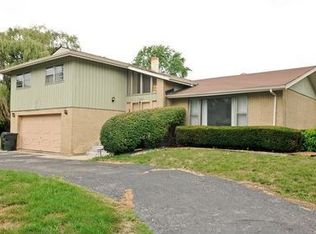 1236 Heather Rd, Homewood, IL 60430