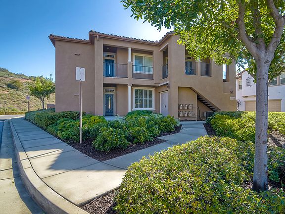 3rd image of 12652 Creekview Dr Unit 125