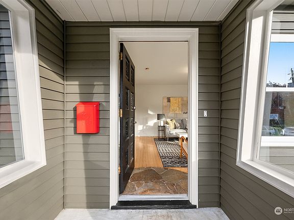 3rd image of 7534 Mary Avenue NW