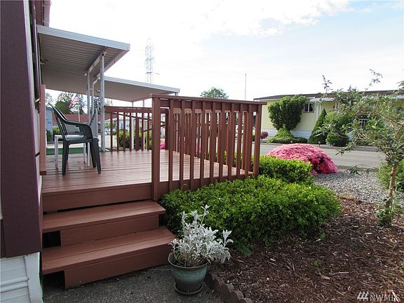 4th image of 1316 91st Ave SE Unit 21