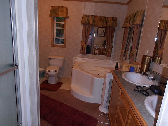 3rd image of 640 E North Caribou Lake Rd