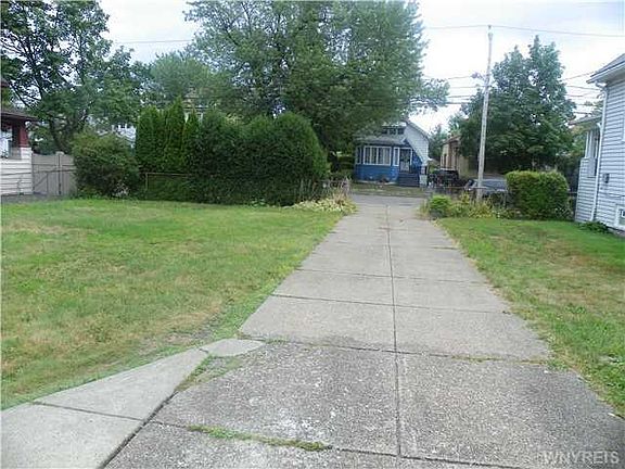 2nd image of 260 Hazelwood Ave