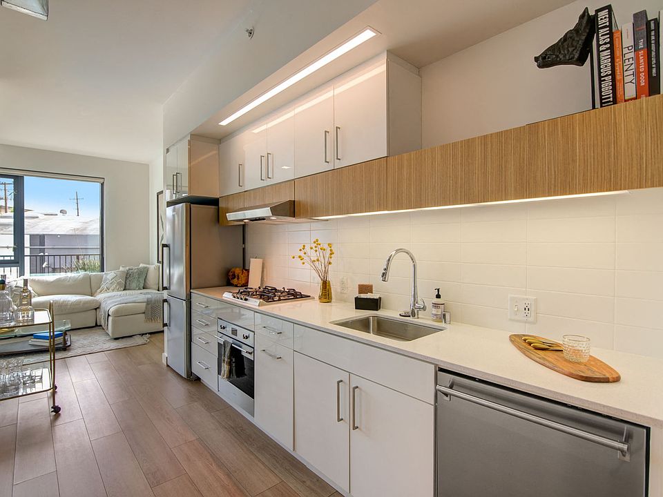 1st image of 1395 22nd St #5426429