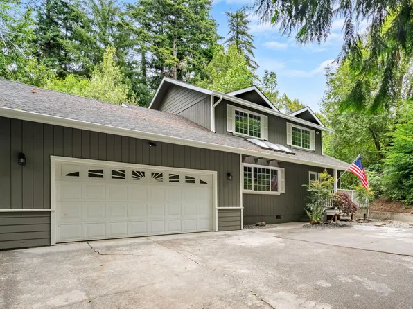 330 Myrtlewood Ln, McKinleyville, CA 95519