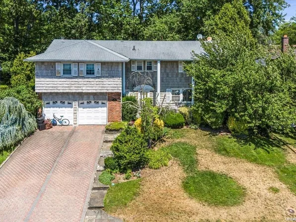 88 Birch Hill, Searingtown, NY 11507