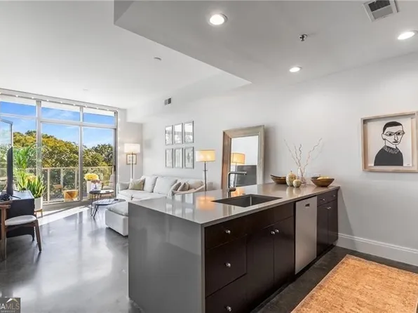905 Juniper St NE Unit 704, Atlanta, GA 30309