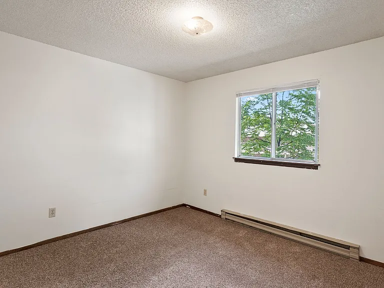 22 N Skipworth Rd — Photo 12