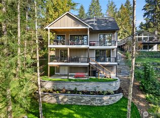 4804 W Tapps Drive E, Lake Tapps, WA