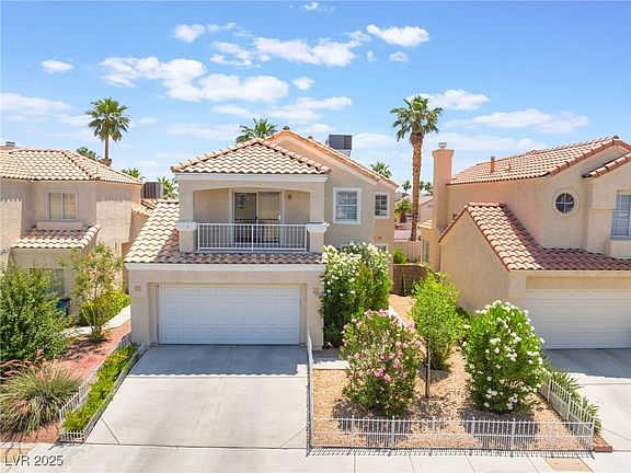 2nd image of 2452 Silver Shadow Dr