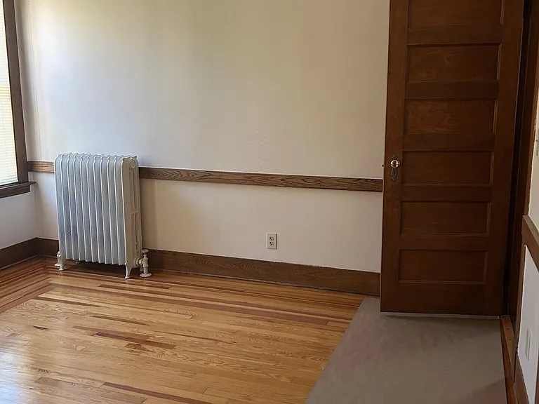 251 Sherman Ave — Photo 7