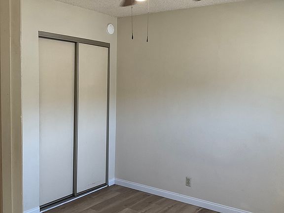 5th image of 209 Green St #D