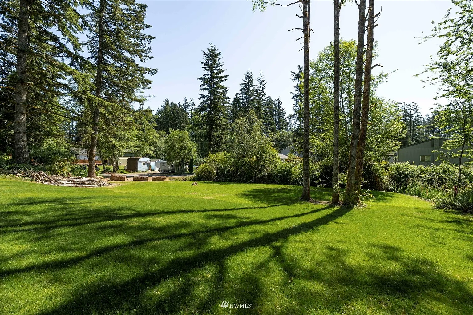 6233 SW Rhododendron Drive photo 1
