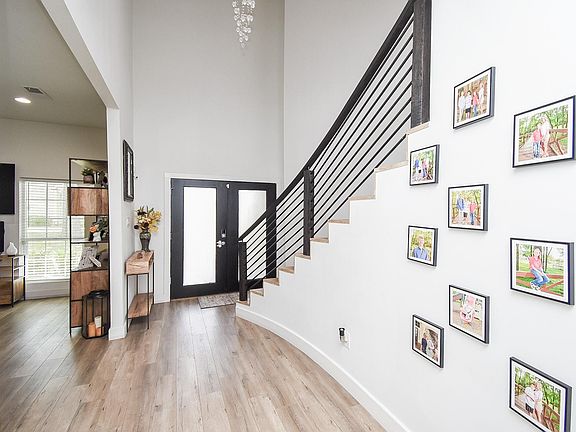 5th image of 624 N Eldridge Pkwy #12