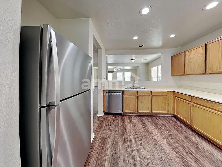 18554 W Mariposa Dr — Photo 5