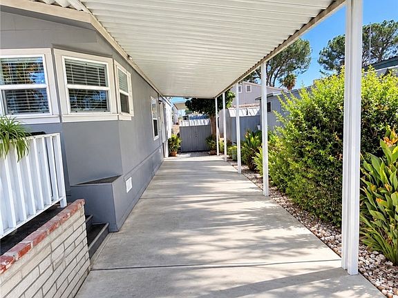 2nd image of 220 S Elk St Space 101