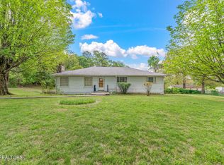 126 Hicks Ln, Rockwood, TN 37854
