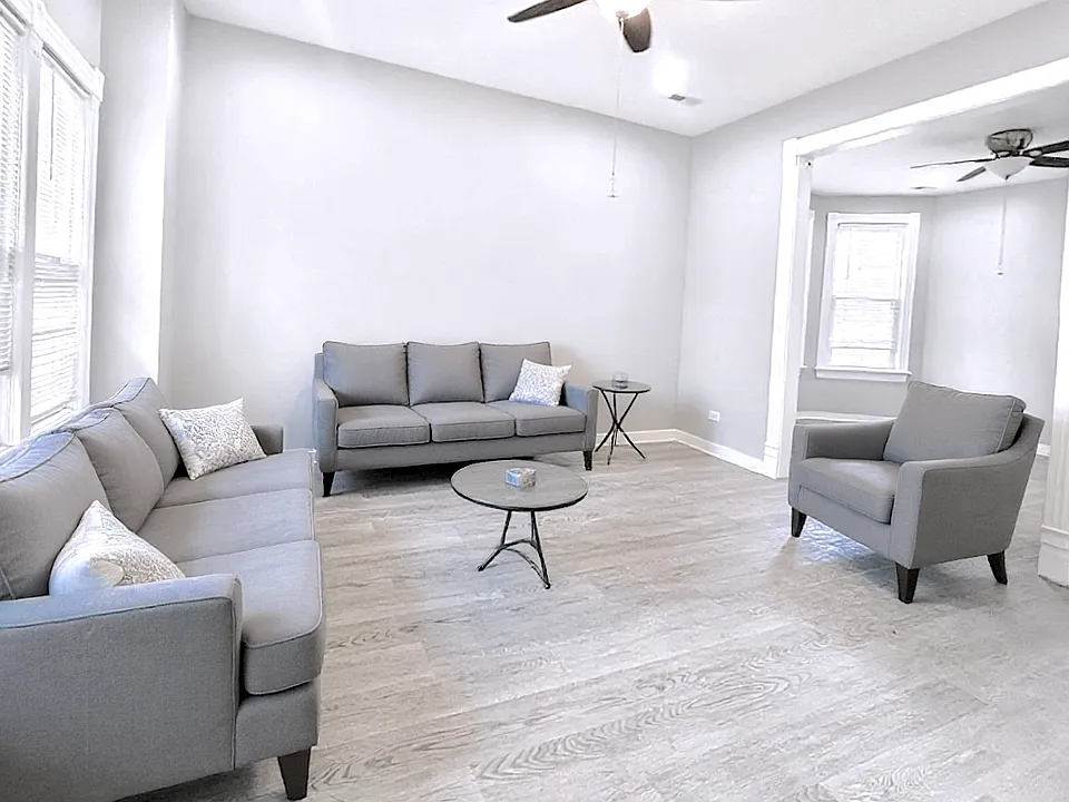 1056 N Central Ave #2
