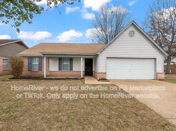 4141 Shadow Glen Dr, Horn Lake, MS 38637