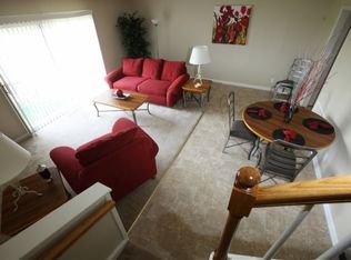 36 Carlyle E, Belleville, IL 62221